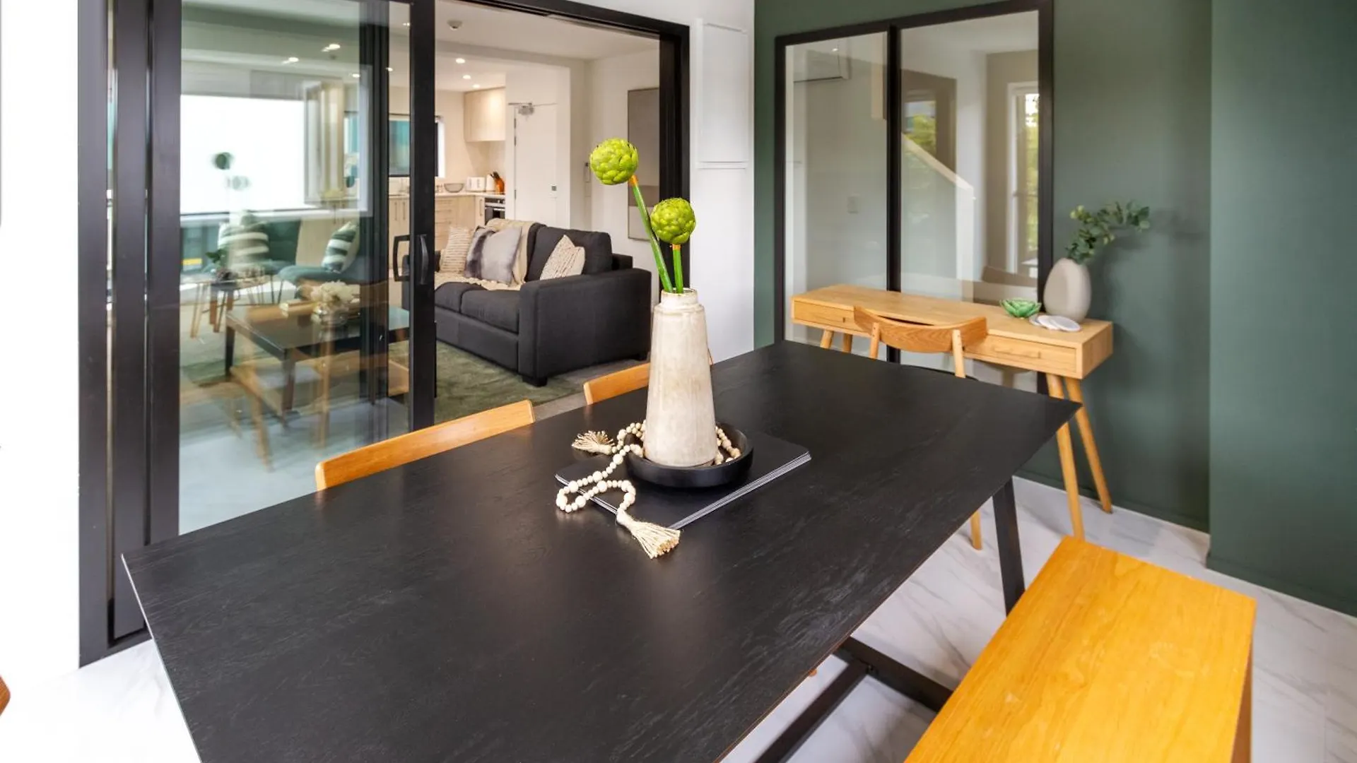Chic 3-Br Cbd Gem In Christchurch: Prime Location 0*, Christchurch Yeni Zelanda
