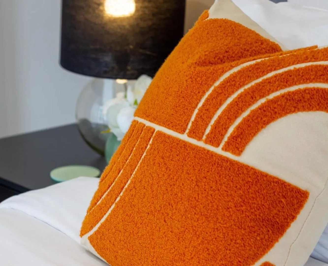 Chic 3-Br Cbd Gem In Christchurch: Prime Location 0*, Christchurch