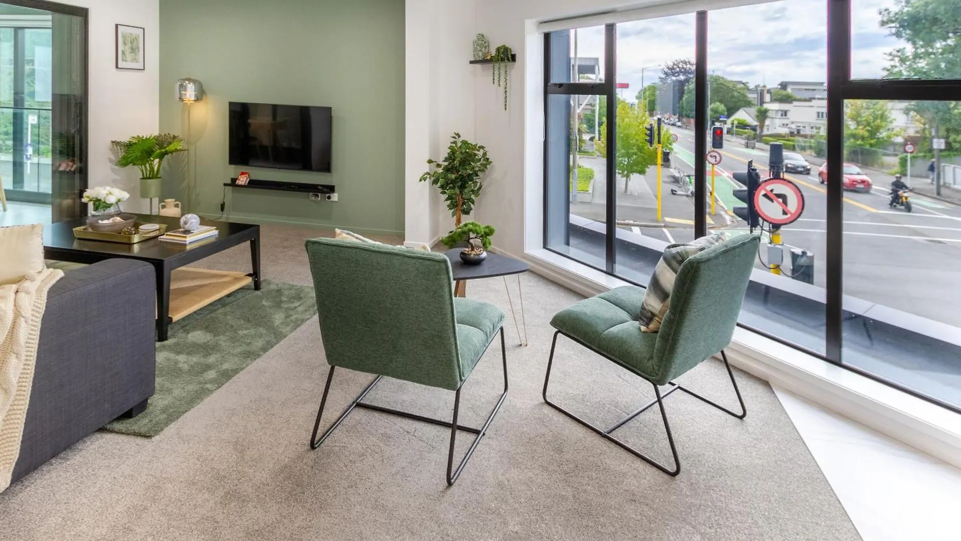 Chic 3-Br Cbd Gem In Christchurch: Prime Location Daire Christchurch